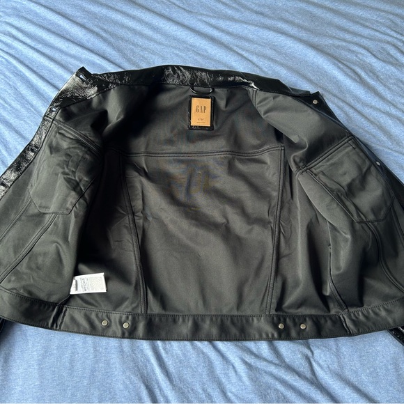 GAP Patent Jacket - Picture 4 of 6